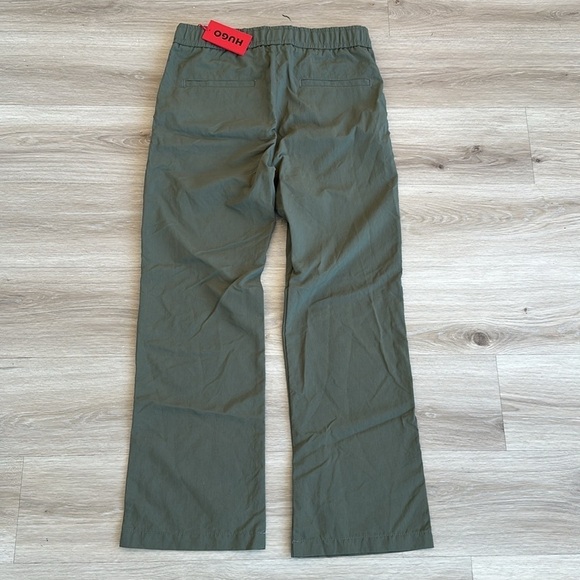 HUGO
GEVERT - Trousers - dark beige men small - Picture 13 of 13